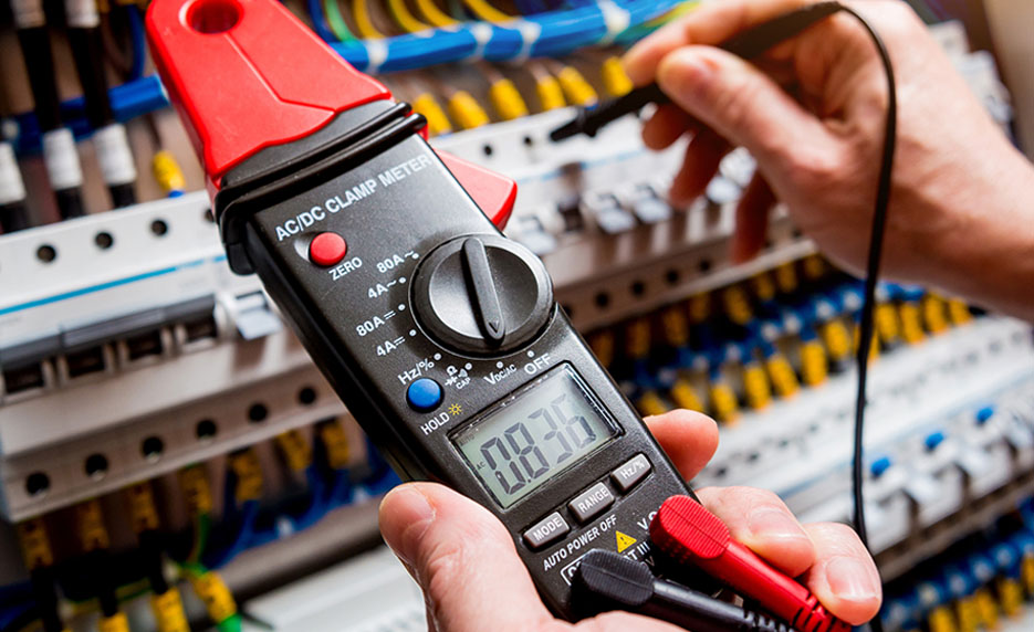 Certified-Electrical-and-Electronics-Technician-Tools